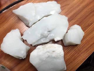 这10块标本能让你看懂不同的和田玉!